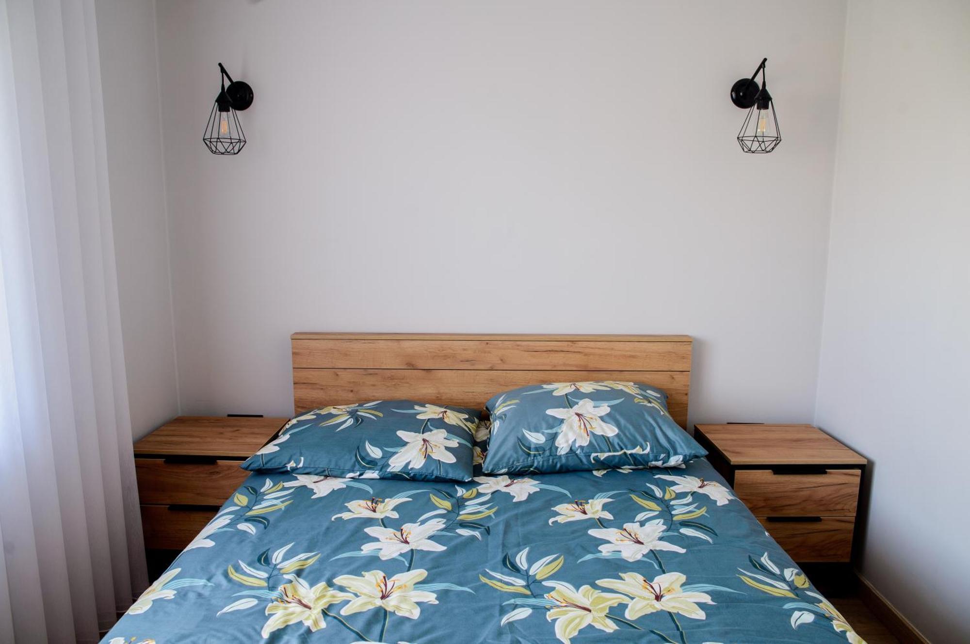 Trio Apartment *